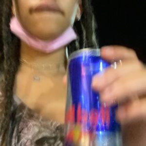 Meet your Posher, Isabella